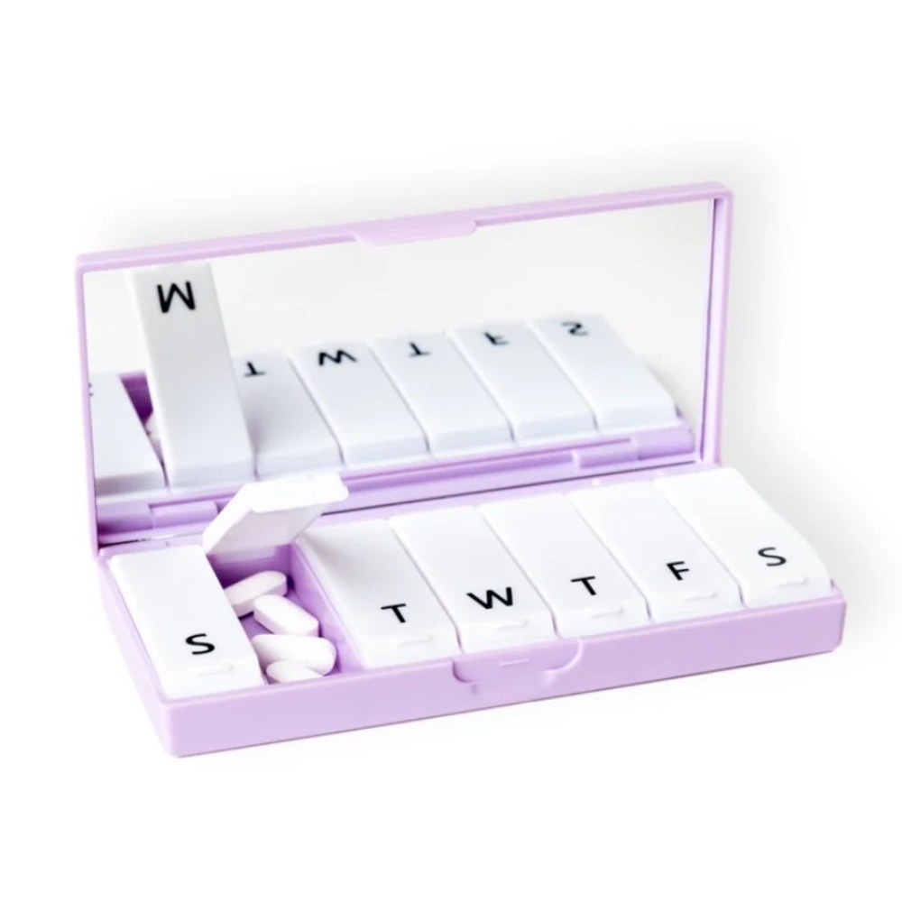 NWT Urban Outfitters Port And Polish Weekly 7-Day Pill Case